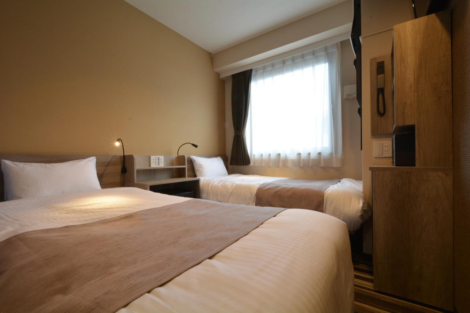 Hotel Sanrriott Shinsaibashi โอซาก้า ภายนอก รูปภาพ
