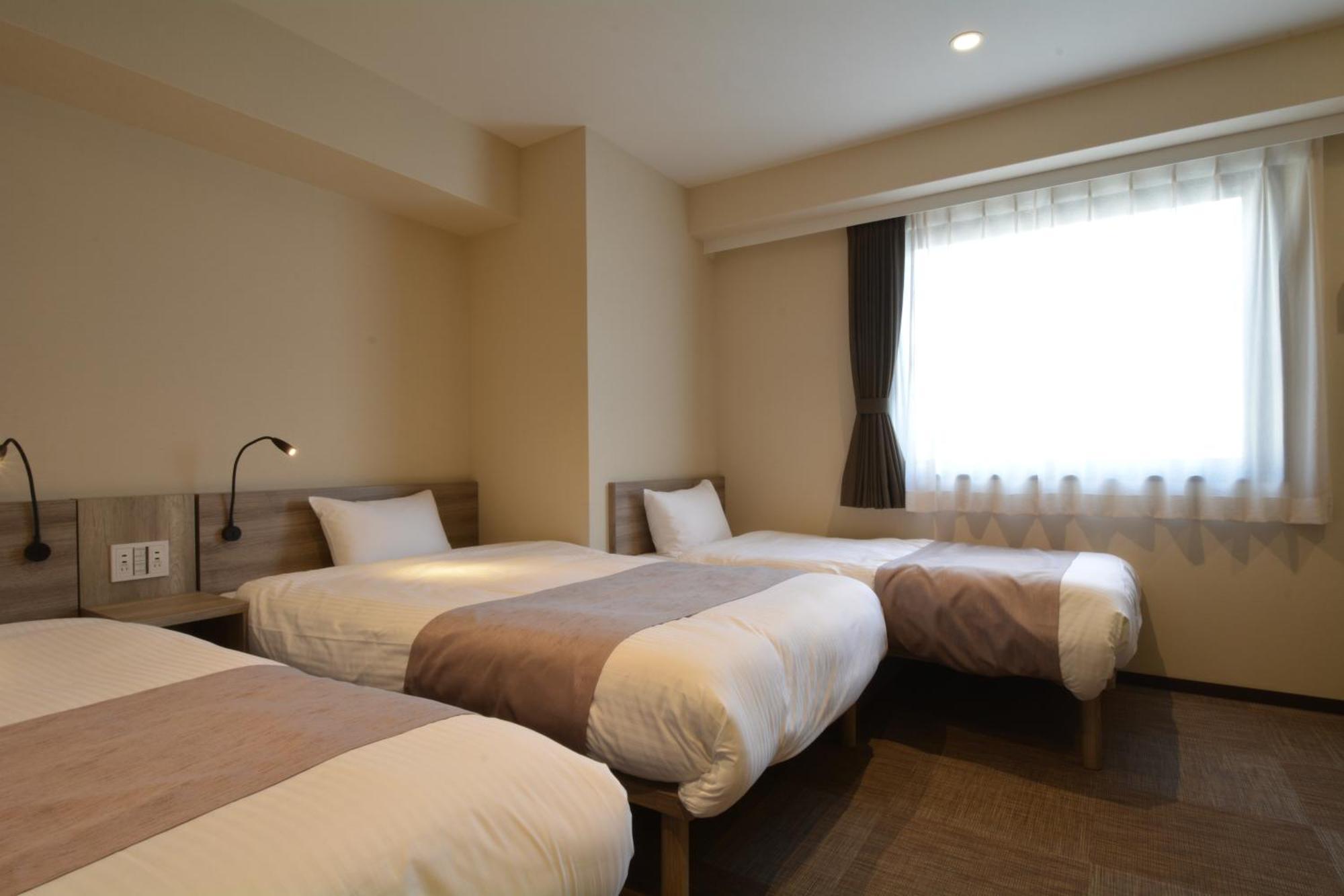 Hotel Sanrriott Shinsaibashi โอซาก้า ภายนอก รูปภาพ